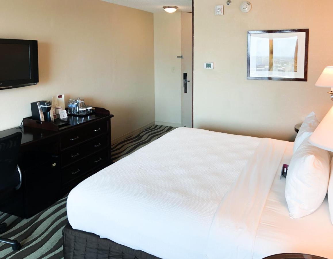 Fort Pontchartrain Detroit, A Wyndham Hotel Εξωτερικό φωτογραφία
